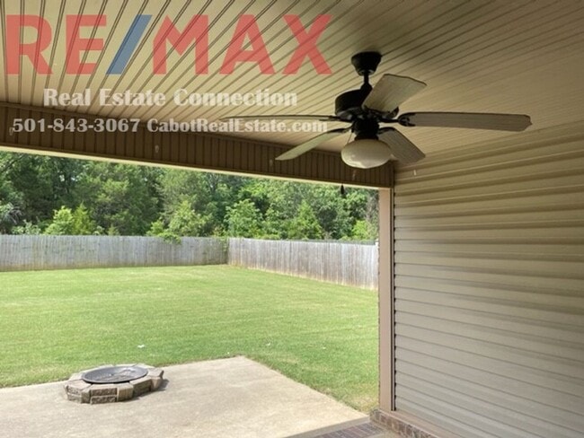 Building Photo - Sorry No Smoking and Pets Permitted with R...