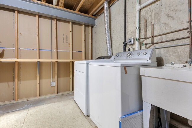 Building Photo - 414 Villa Cir Dr