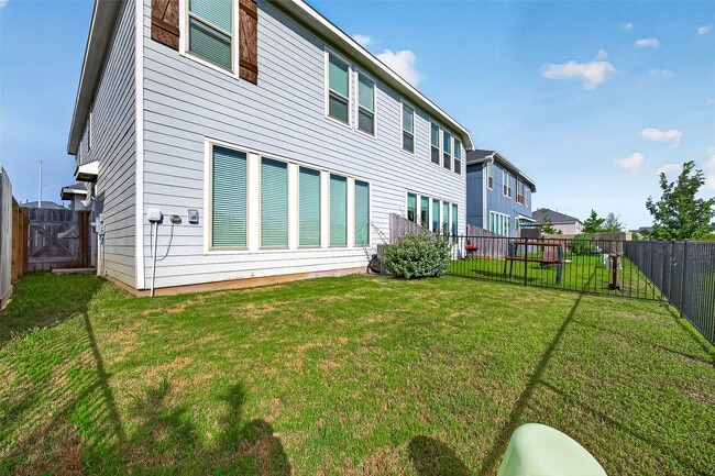Building Photo - 5558 Amber Brook Ln