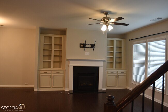 Building Photo - 4040 Bryton Trace Dr