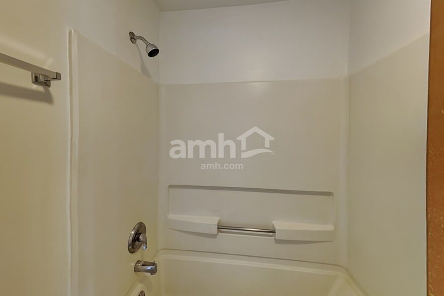 Building Photo - 14233 S Hillsdale Ct