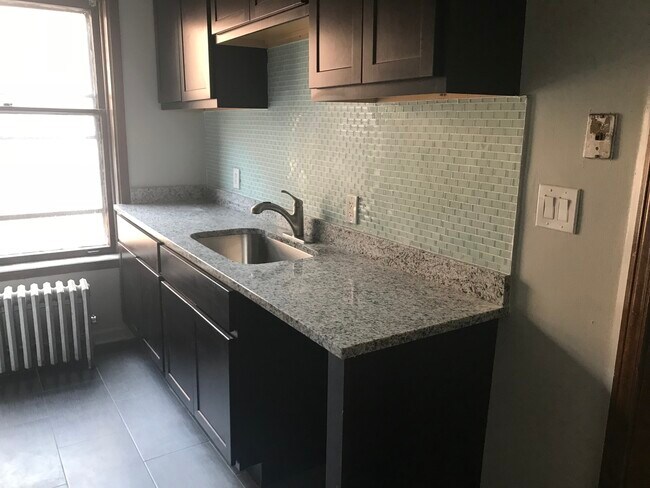 Building Photo - 1707 Ridge Ave