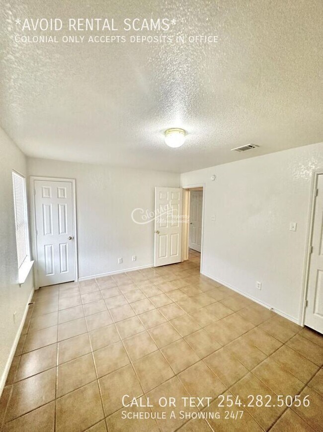 Building Photo - 5800 Allstar Ct