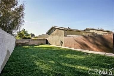 Building Photo - 626 N Dalton Ave