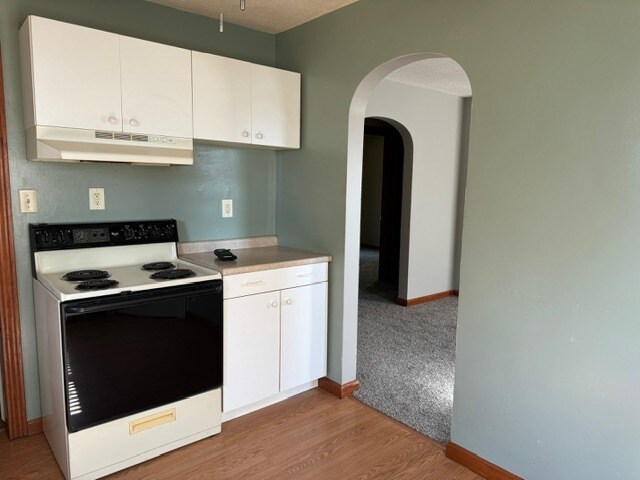 Building Photo - 4017 S Carey St