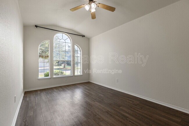 Building Photo - 10017 Barton Creek Dr
