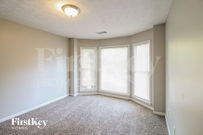 Building Photo - 35 Fair Ridge Ct