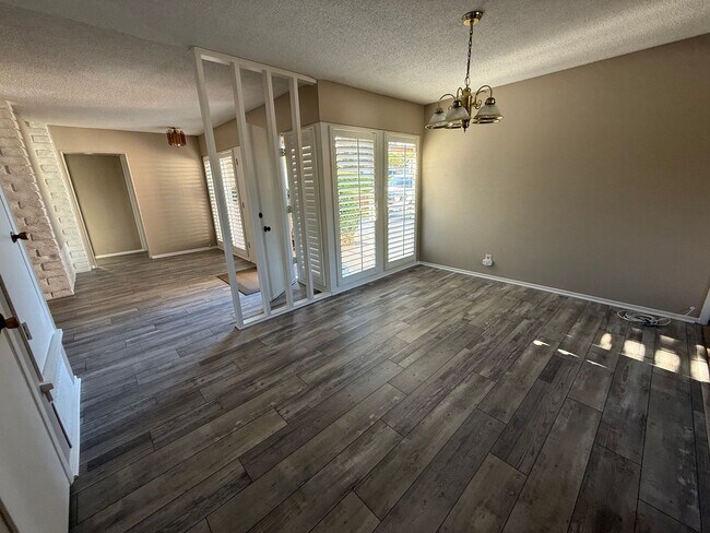 Building Photo - Victorville Green Tree Home- Refurbished 4 Bedrooms, 2 Bathrooms, New Paint,