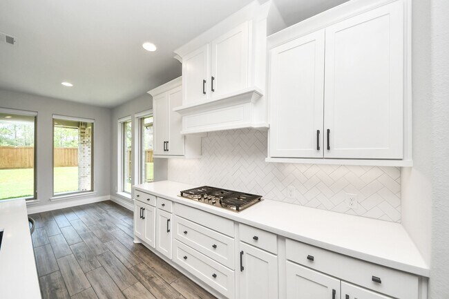 Building Photo - 28045 Woodland Bend Way