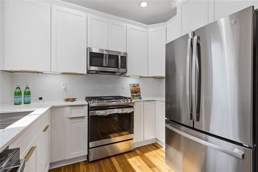 Building Photo - 2453 Paul Ave NW