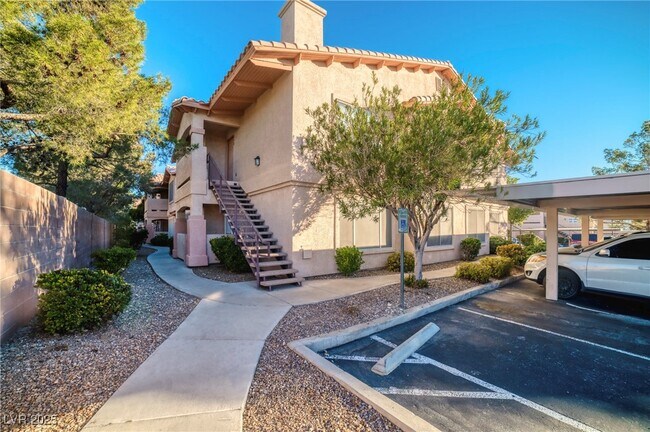 Building Photo - 8450 Alta Dr