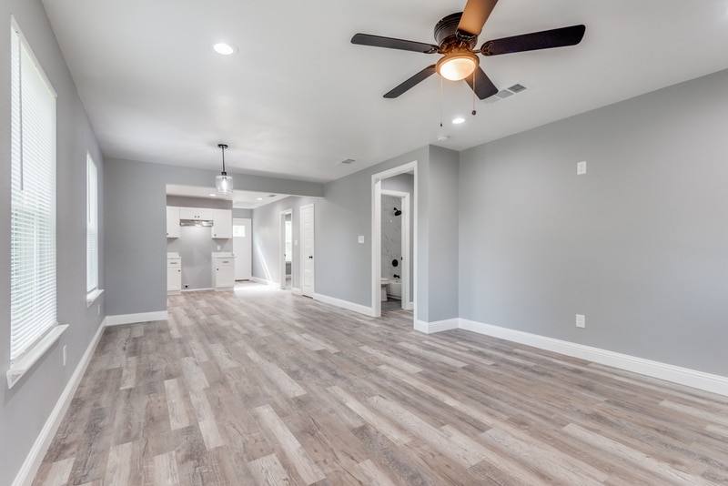 Building Photo - 9214 Metz Ave