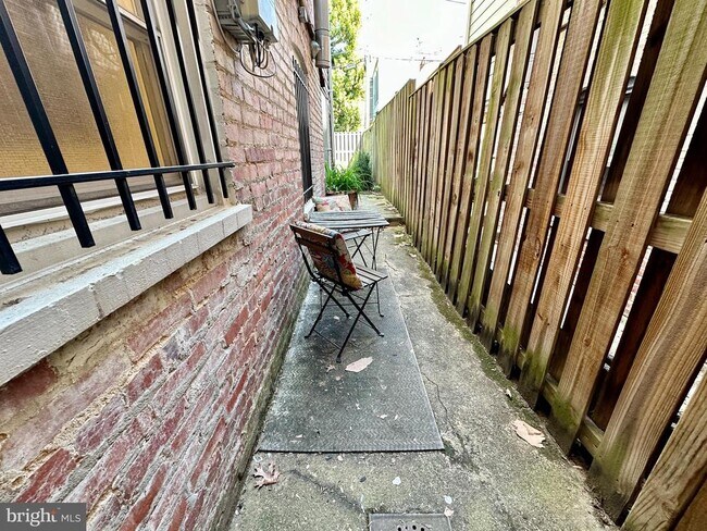 Building Photo - 4509 15th St NW