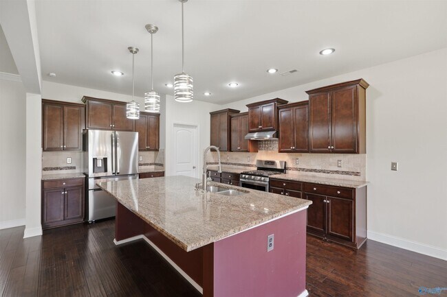 Building Photo - 3011 Magnolia Leaf Cir SE