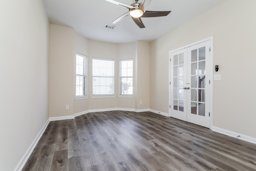 Building Photo - 3752 Sunbridge Dr SW