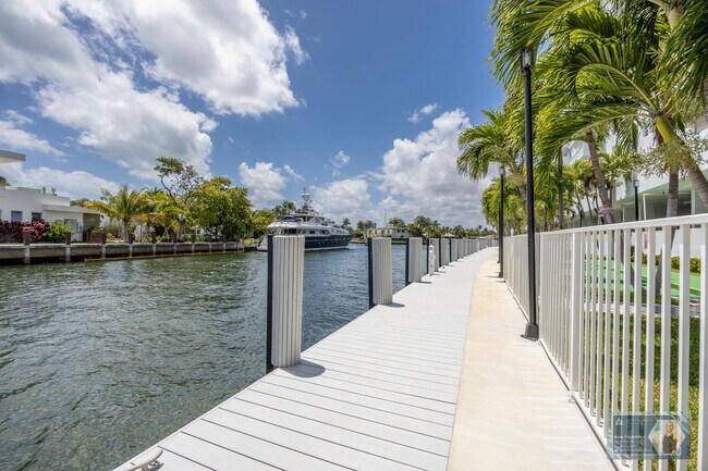 Building Photo - 137 Golden Isles Dr