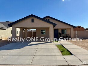 Building Photo - Los Mesquites Three Bed, Two Bath home wit...