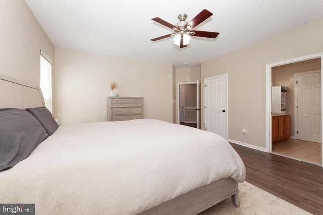 Building Photo - 1011 Martin Dr