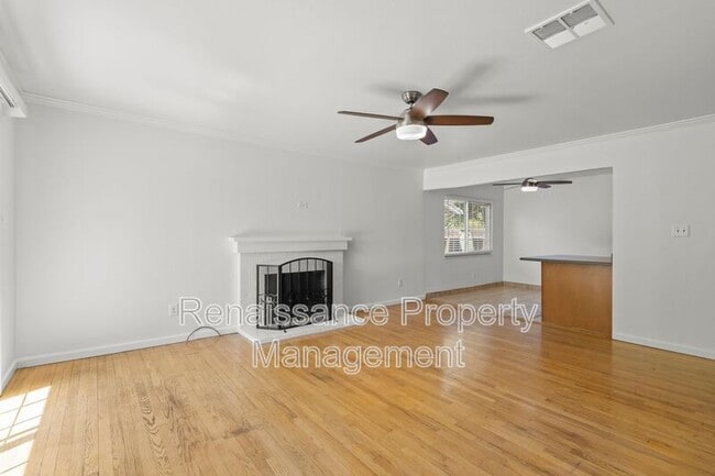 Building Photo - 5619 N El Dorado St