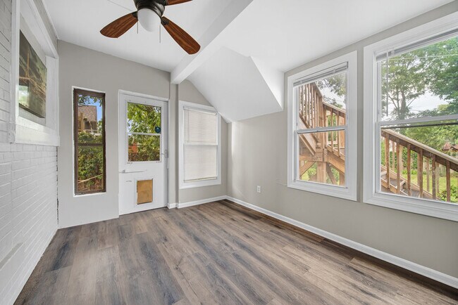 Building Photo - 2418 Burr Oak Ave