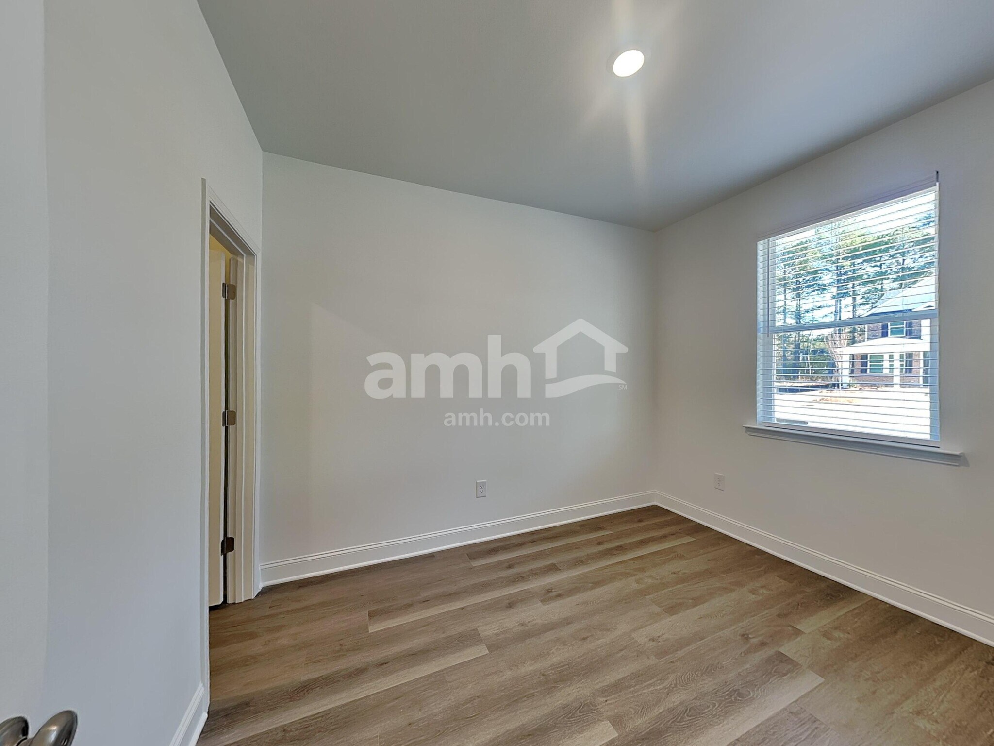 Building Photo - 1548 Aquamarine Dr