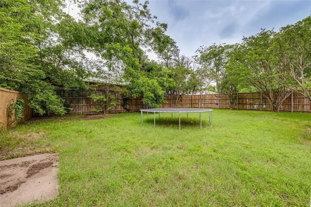 Building Photo - 917 W Washington St