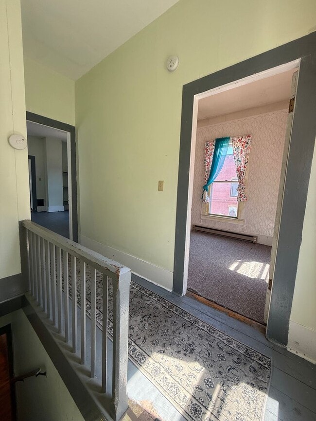 Building Photo - Big Character. Bigger Home in this 4 Bedroom-1 Bathroom charmer