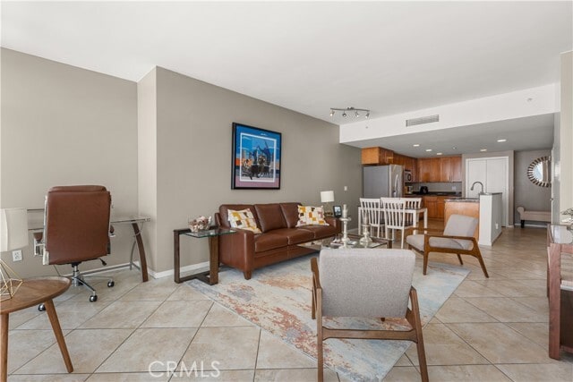 Building Photo - 400 W Ocean Blvd