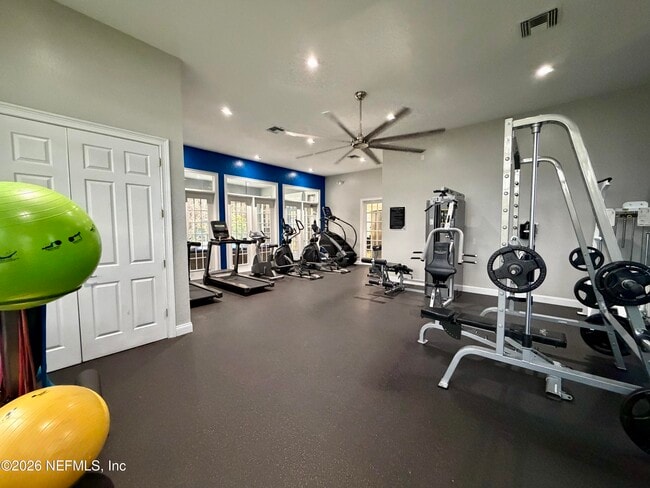 Building Photo - 1717 County Rd 220