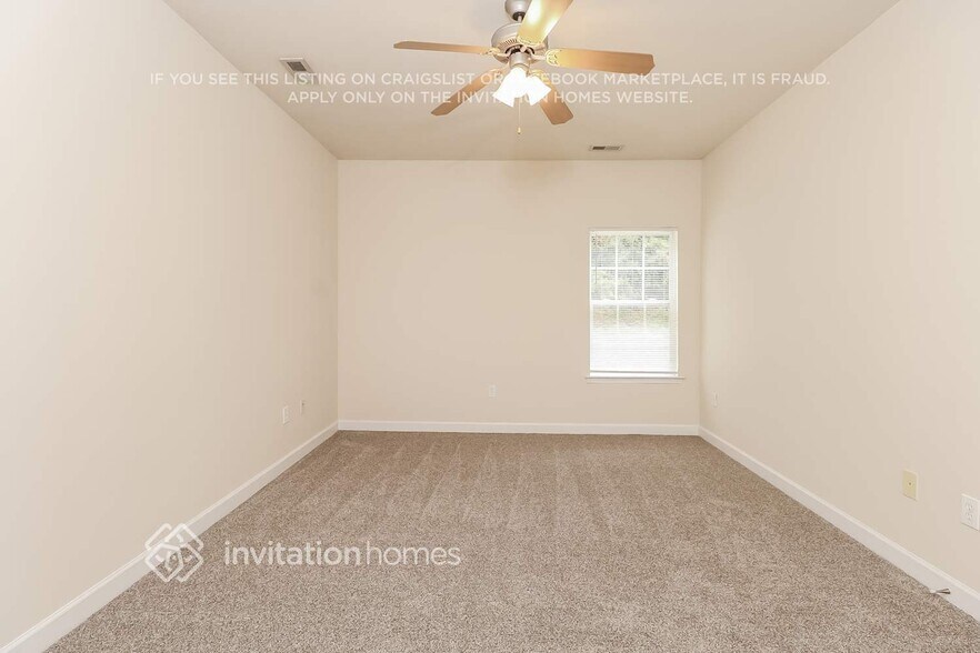 Building Photo - 740 Raindrops Rd