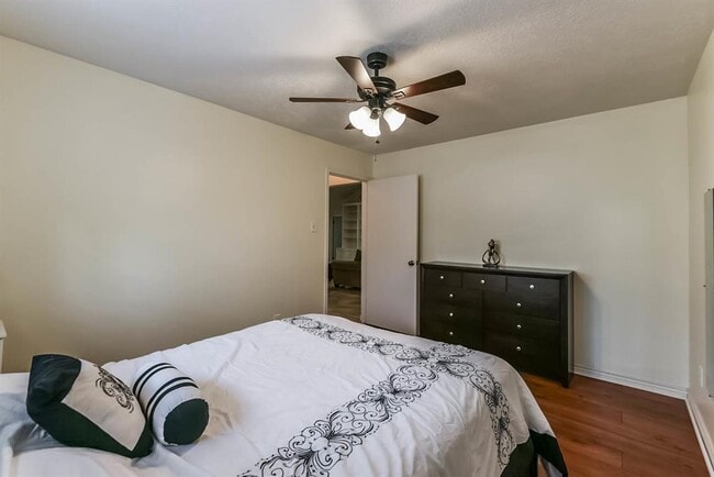 Building Photo - 22314 Rangeview Dr