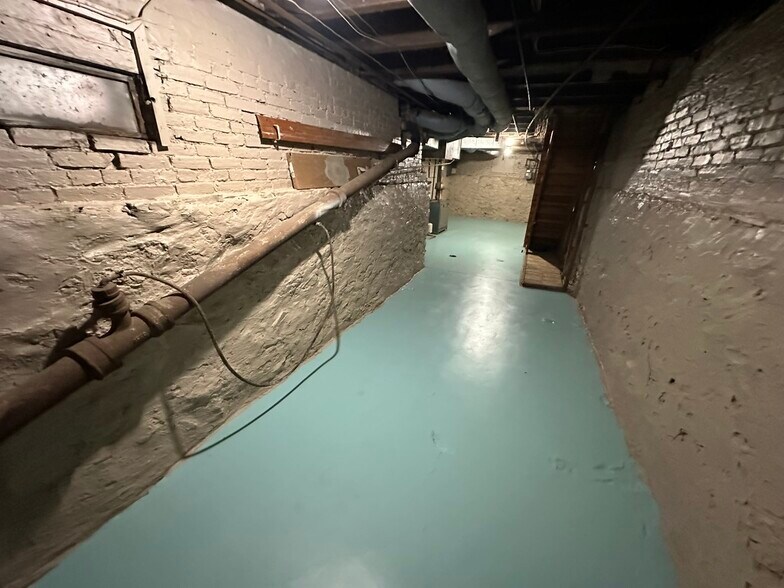 Building Photo - 139 Coral St