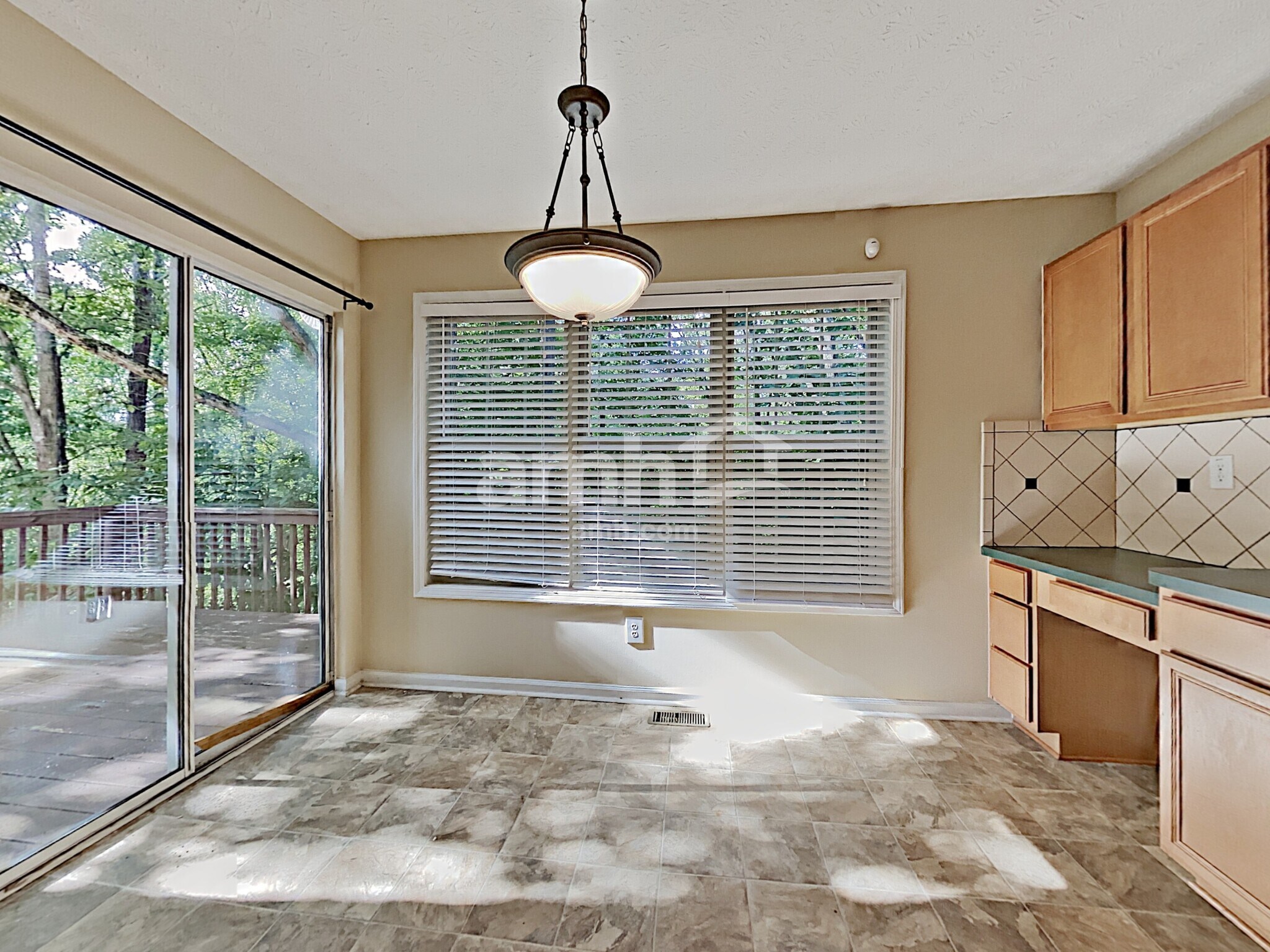 Building Photo - 292 Ridgestone Way SW