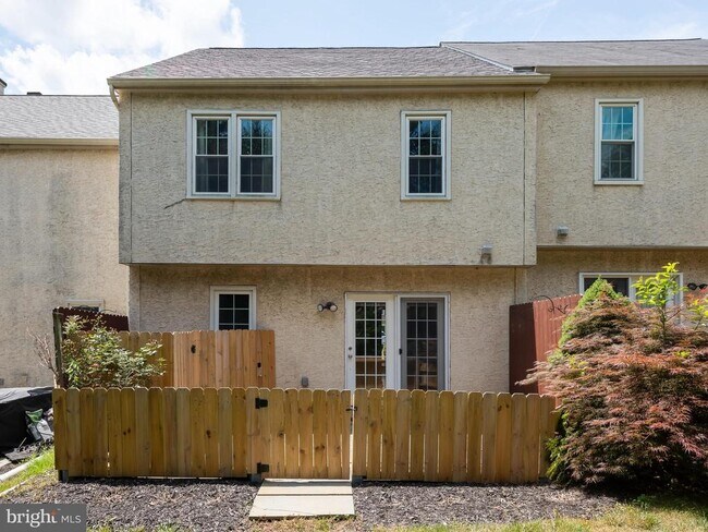 Building Photo - 803 Pritchet Ct