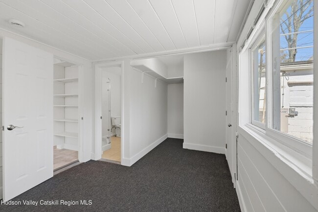 Building Photo - 43-47-47 Tinker St