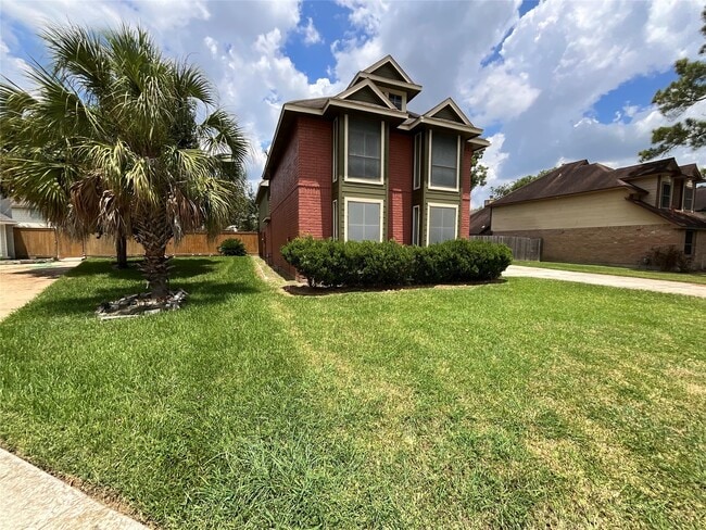 Primary Photo - 14810 Rancho Vista Dr