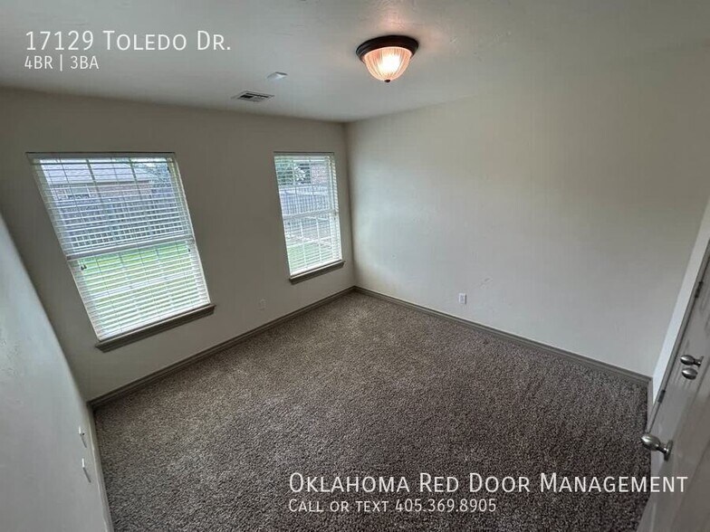 Building Photo - 17129 Toledo Dr