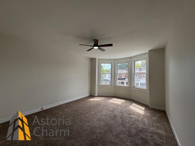 Building Photo - Updated 3-Bedroom Rental with Open Layout ...