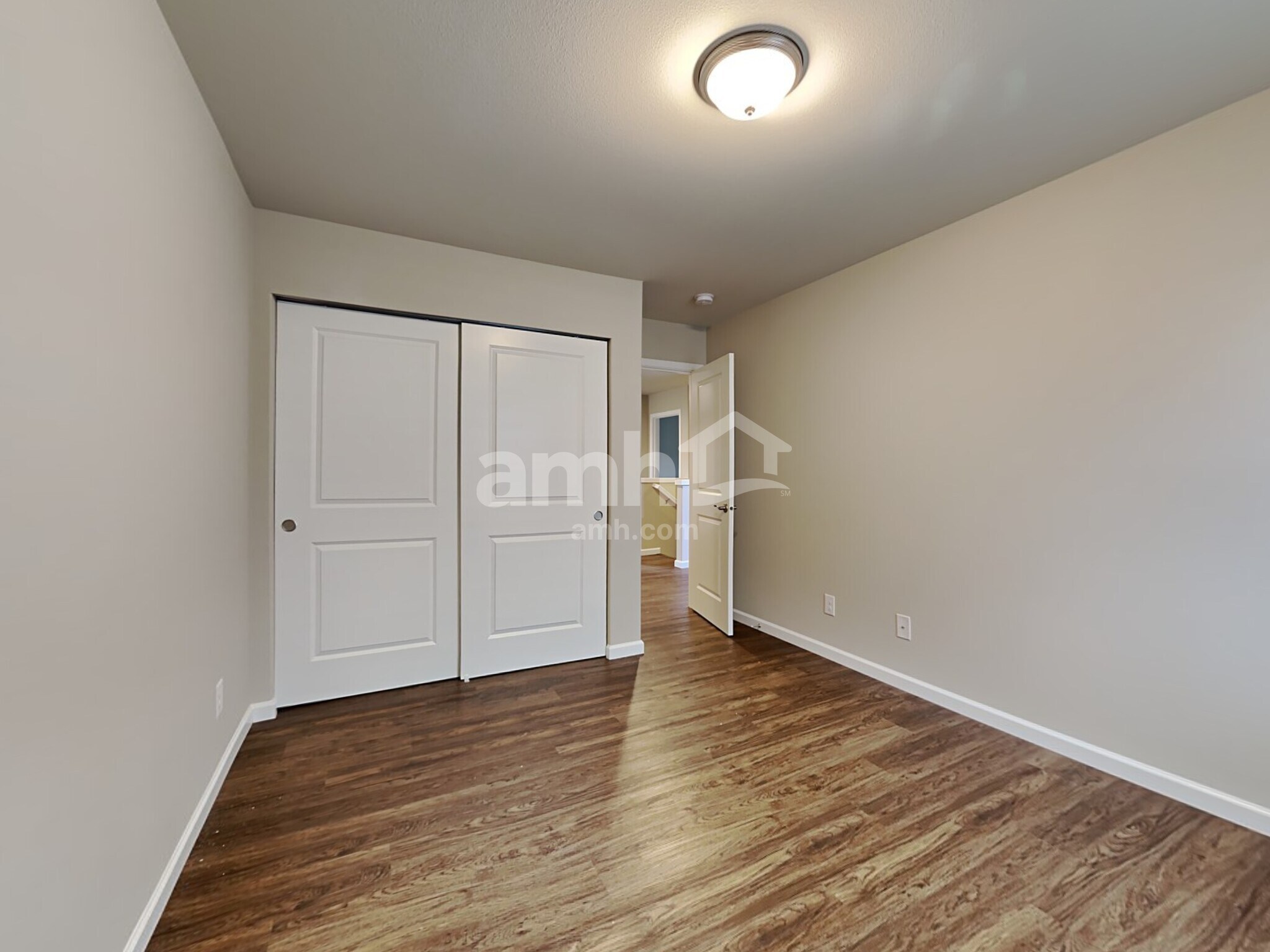 Building Photo - 306 Holdener Ln N