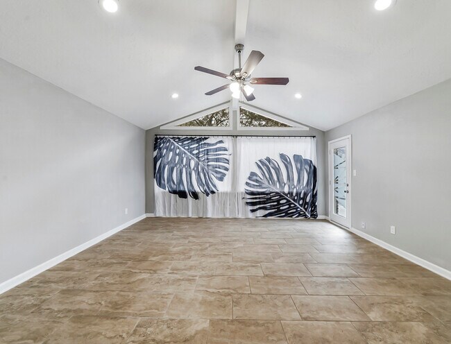 Building Photo - 5807 Burlinghall Dr