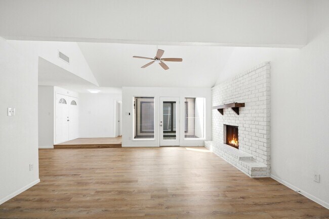 Building Photo - 19407 Enchantford Ct
