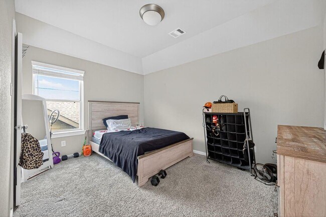 Building Photo - 12154 Texas Trumpet Trail