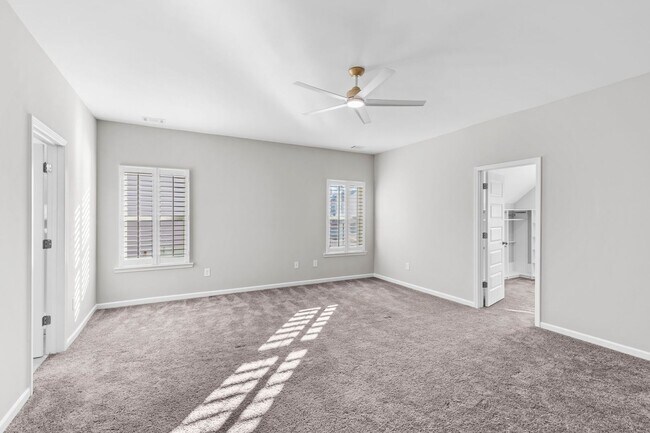 Building Photo - Immaculate, Upgraded Home with Custom Features and Spacious Outdoor Living