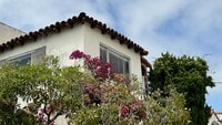 Building Photo - West Redwood