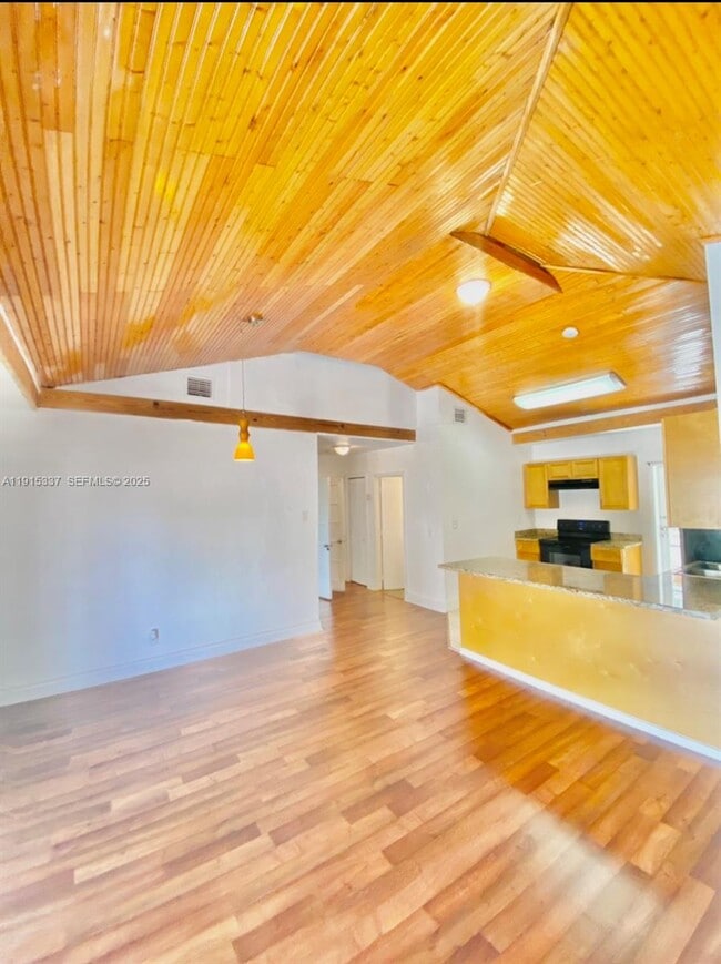 Building Photo - 2402 NW 42nd St