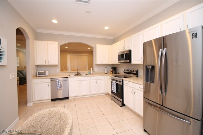 Building Photo - 9802 Foxhall Way