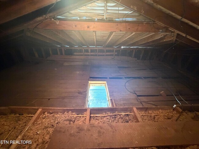 Building Photo - 2107 Tipton Station Rd