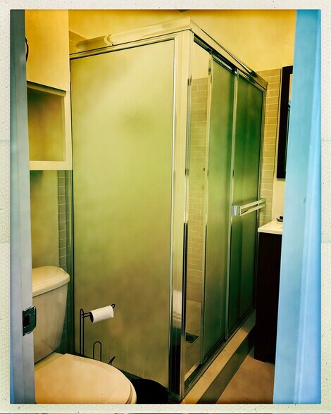 Clean full bathroom & shower - 15 Spinnaker St