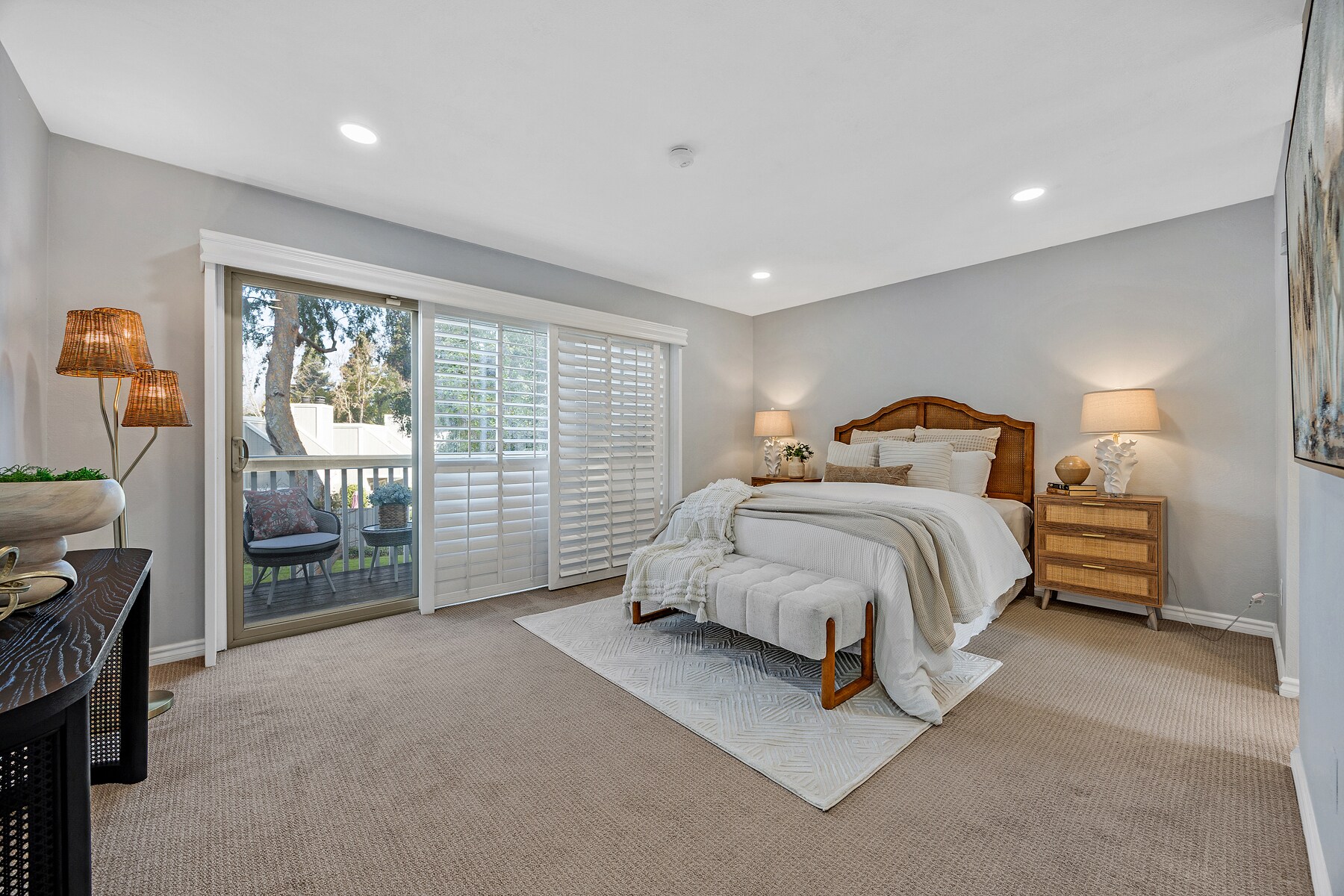Building Photo - 7551 Maywood Dr