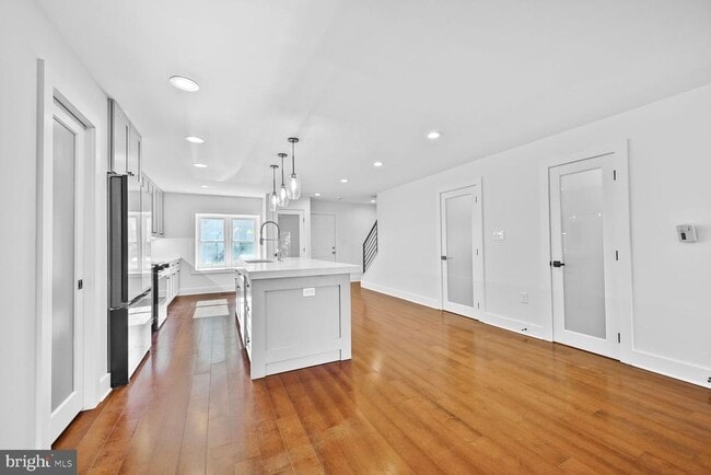 Building Photo - 10222 Arizona Cir